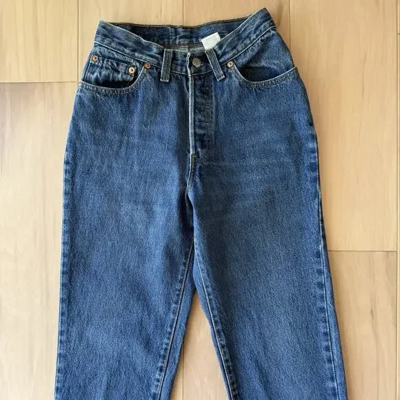 Vintage Levis 501 Jeans 25 Blue 80s Denim Made in USA Workwear Non Selvedge - Picture 3 of 10